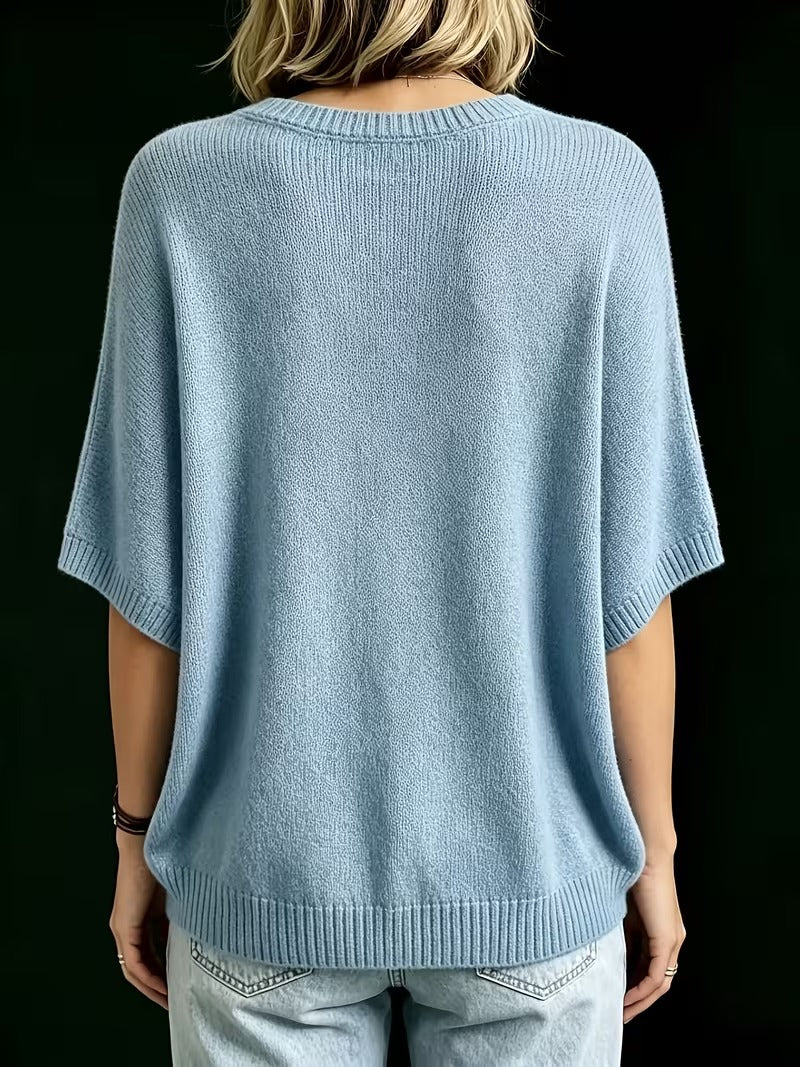 Casual Knit Top with Short Batwing Sleeves and Round Neckline