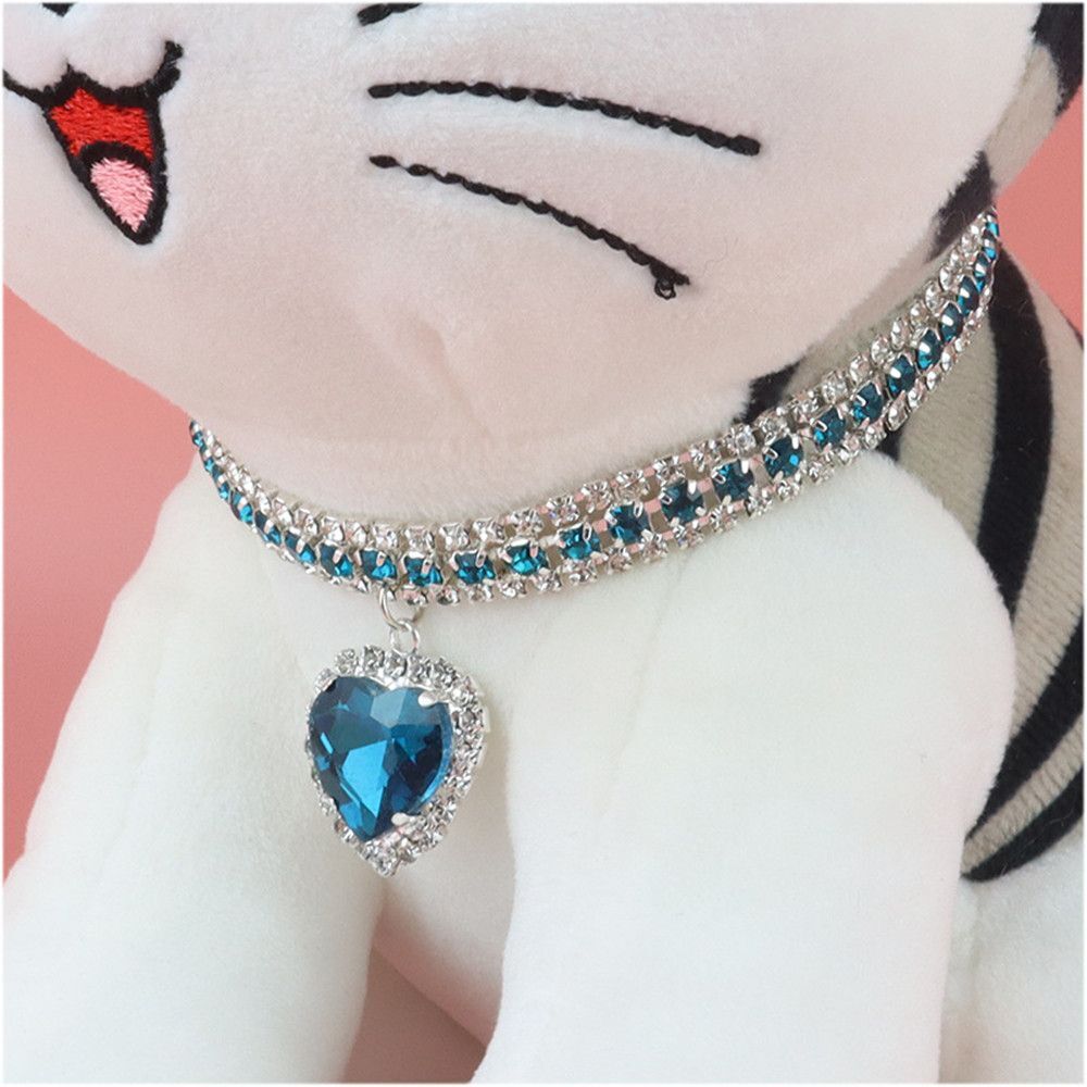 Luxury Cat | Luxury Crystal Cat Collar with Reflective Gem Heart Pendant