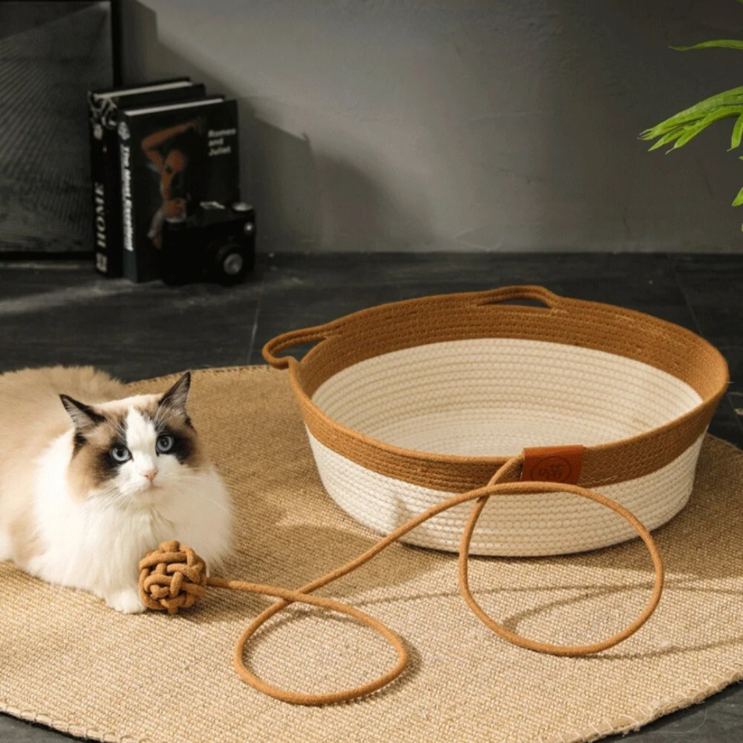 Handgeflochtenes Bett aus Baumwollseil für Katzen - CozyNest
