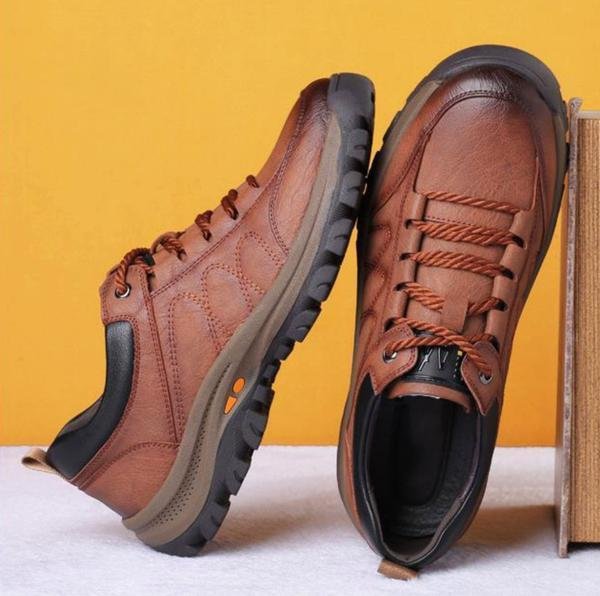 Bequeme und wasserdichte orthopädische Herrenschuhe aus Leder