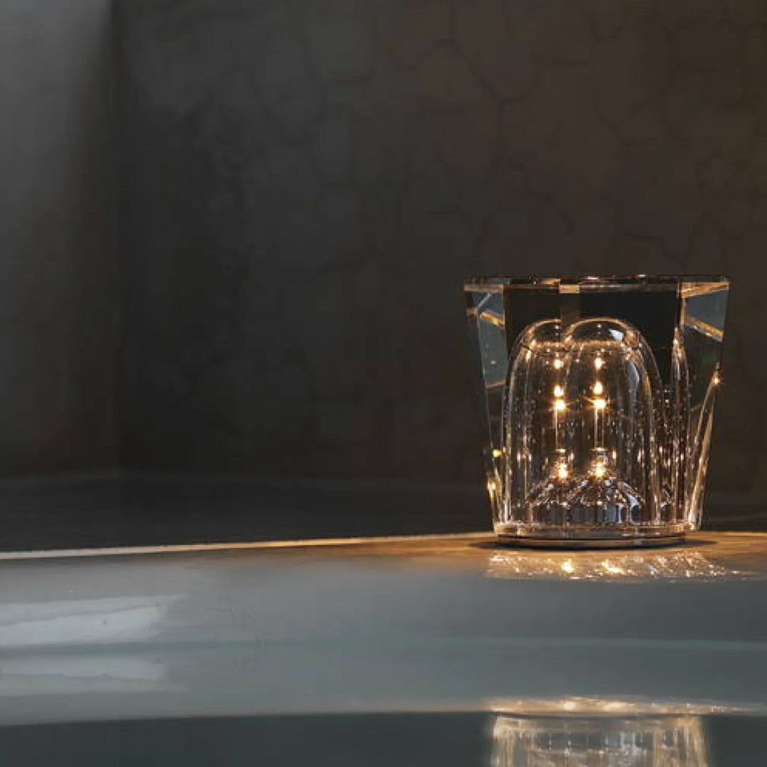 VÉLORIA Crystal Table Lamp | Diamond-Shaped Design & 360° Light Play | Cordless & USB Rechargeable | Up to 12 Hours of Light