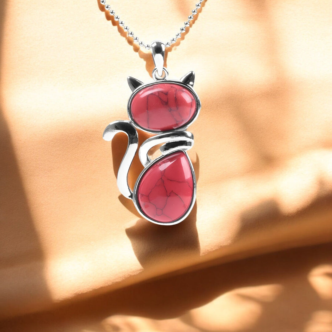 Elegant Natural Stone Necklace with Cat Pendant