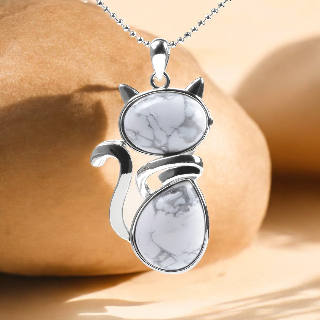 Elegant Natural Stone Necklace with Cat Pendant
