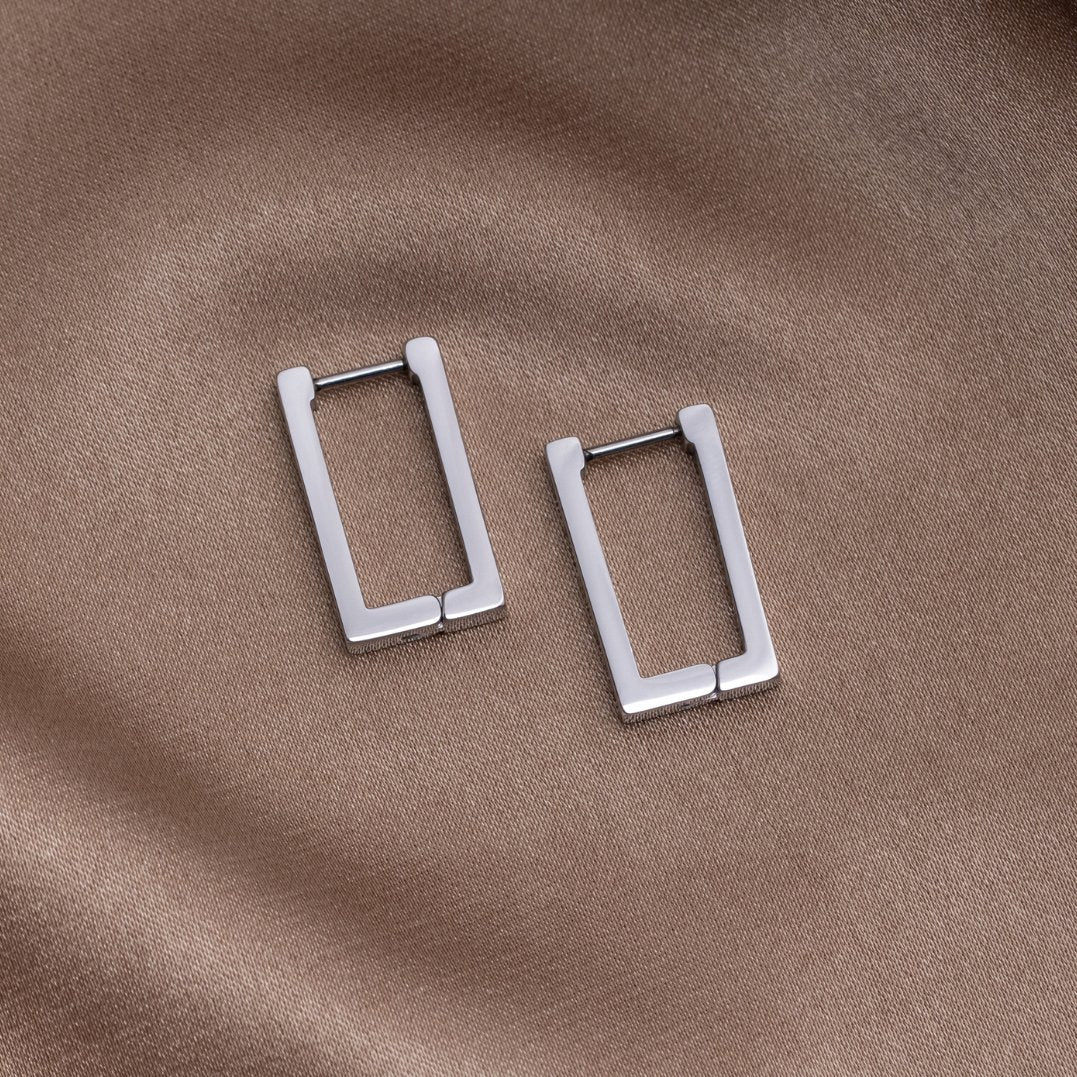 Elegant silver rectangular earrings