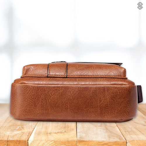 Luxury Leather Shoulder Bag | Elegant and Functional Design
