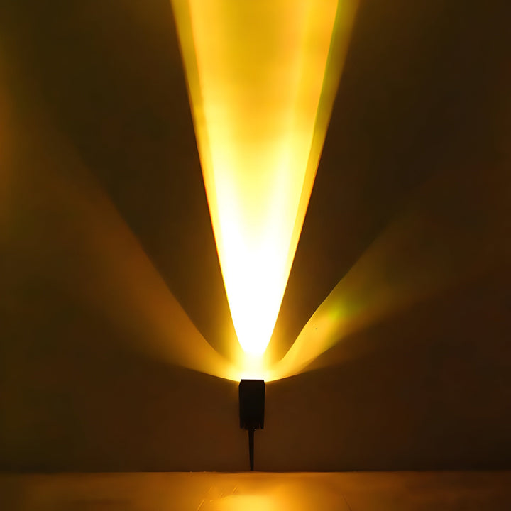 Solar Outdoor Spotlight with Adjustable Head for the Garden